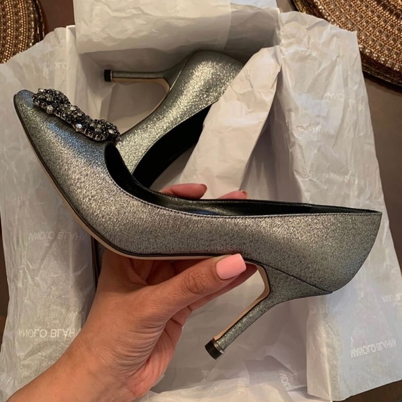 Manolo Blahnik grey/silver pump (never worn) - Picture 4 of 4
